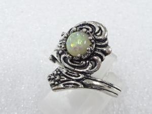 色石　指輪(15号)